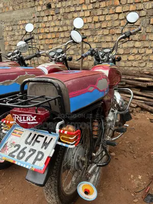 Bajaj Boxer 100 2023 Red
