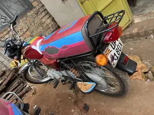 Bajaj Boxer 100 2023 Red