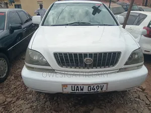 Toyota Harrier 2008 White