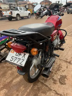 Bajaj CT 125X 2023 Red