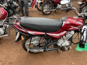 Bajaj CT 125X 2023 Red