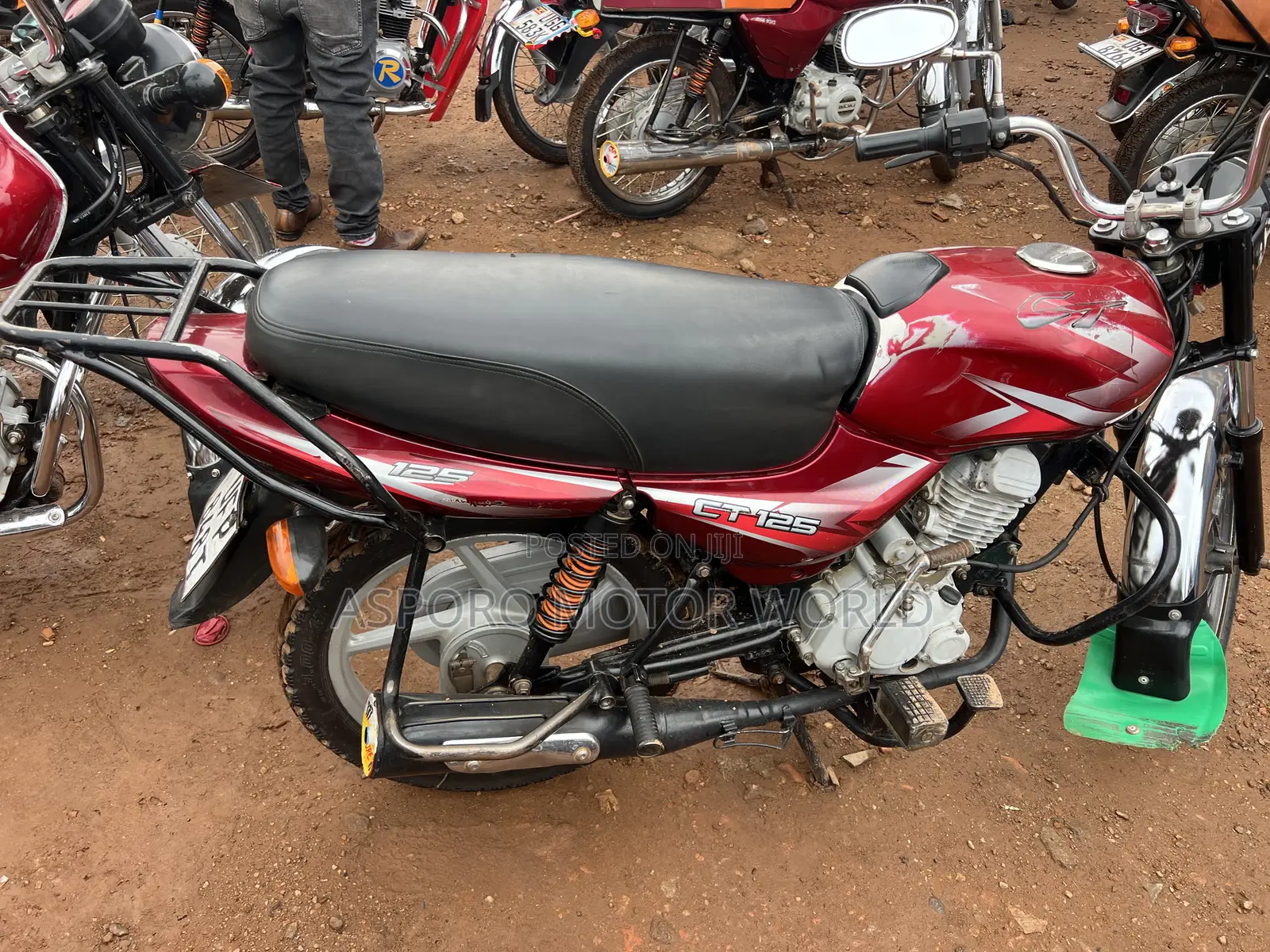 Bajaj CT 125X 2023 Red
