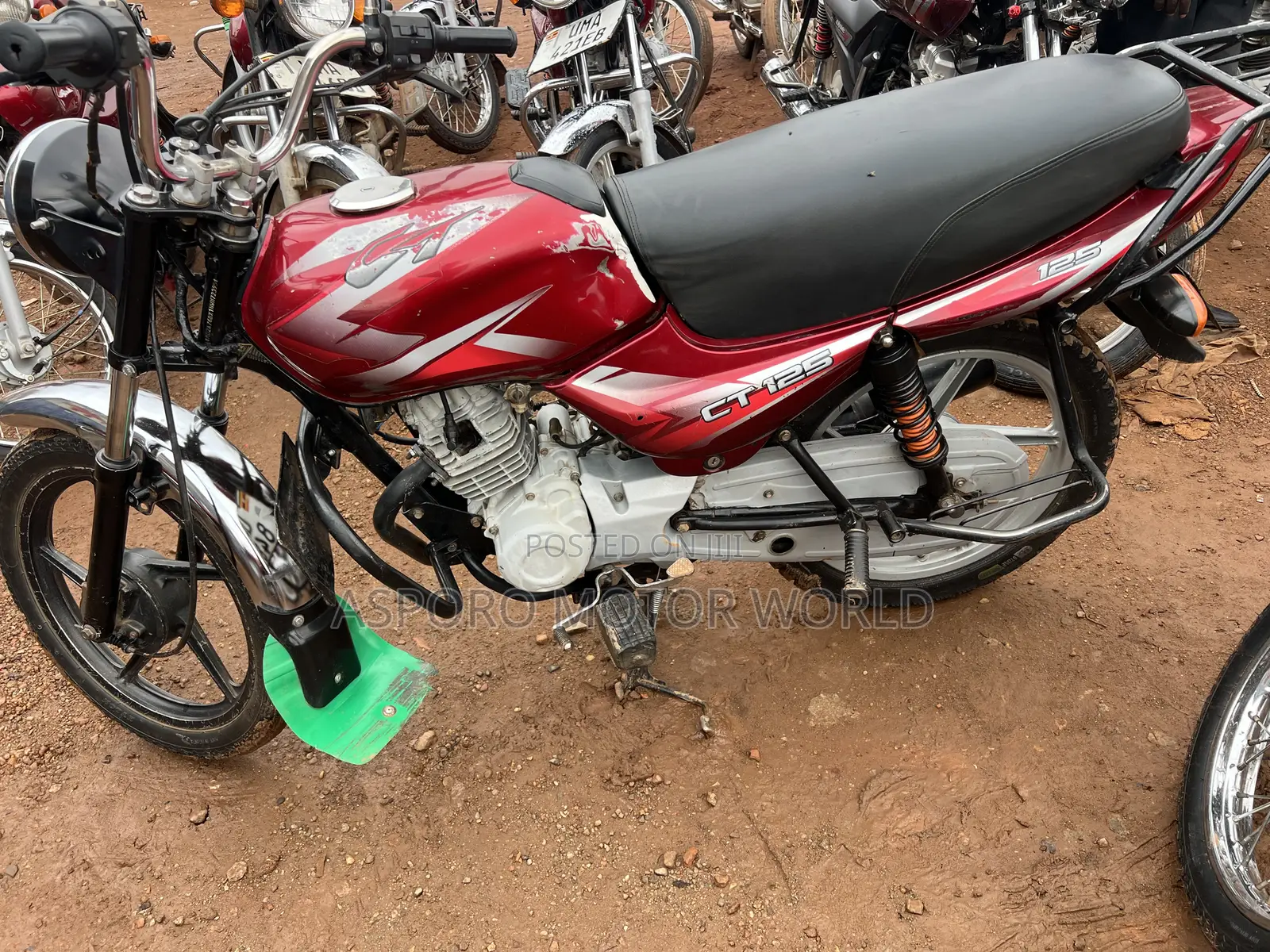 Bajaj CT 125X 2023 Red