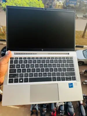 Laptop HP EliteBook 830 G8 8GB Intel Core i5 SSD 256GB