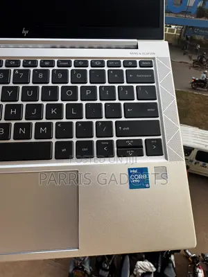 Laptop HP EliteBook 830 G8 8GB Intel Core i5 SSD 256GB