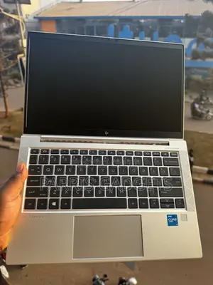 Laptop HP EliteBook 830 G8 16GB Intel Core i5 SSD 512GB