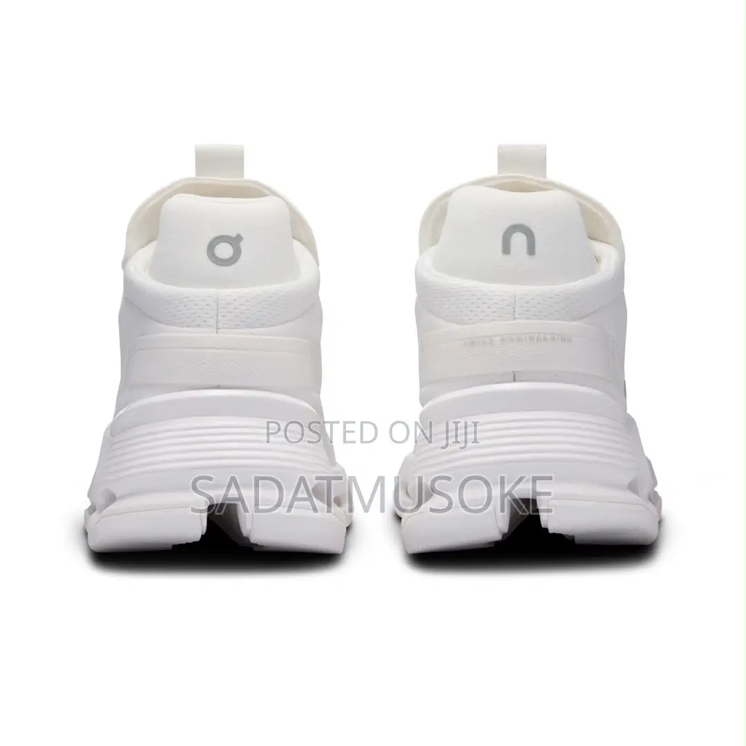 Cloudnova-Undyed-White-White-Running-Shoe