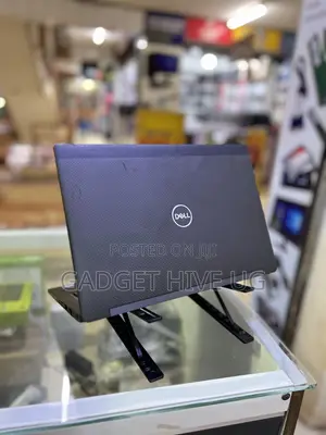 Laptop Dell Latitude 7390 8GB Intel Core i7 SSD 256GB