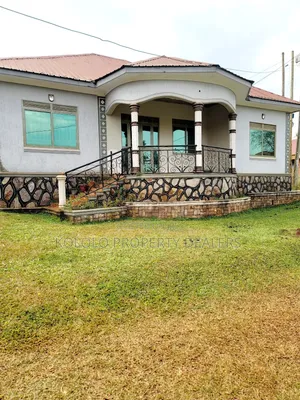 4bdrm Bungalow in Kitende, Central Division for sale