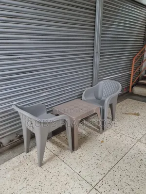 Indoor Cafés Plastic Table Is Chairs Plastic Table and Chairs