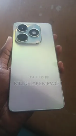 Tecno Spark 20 256 GB White