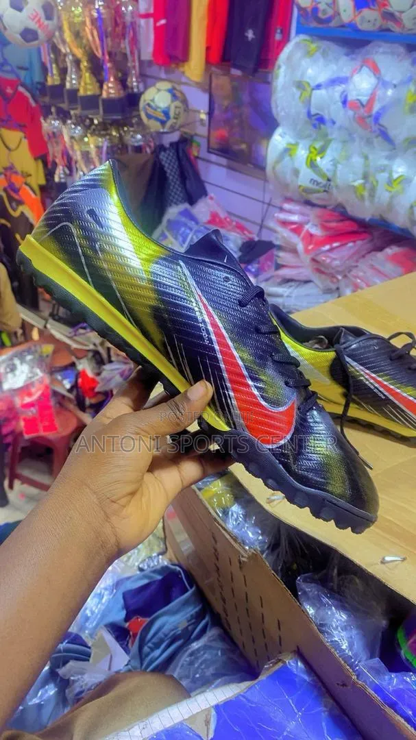 Fair Pray Black Shoe