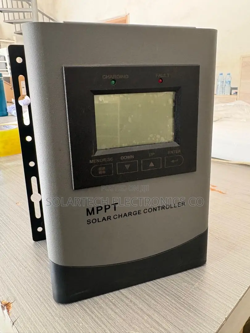 Auto 40A MPPT Solar Charging Controller With LCD Support 12V 24V