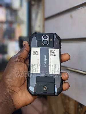 Kyocera Torque G04 KYV 46 64 GB Black