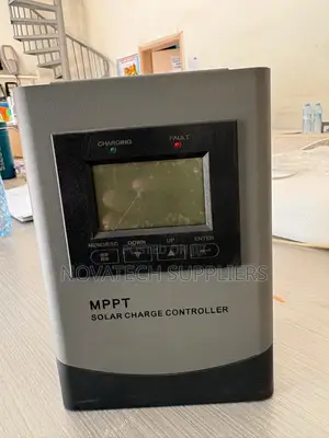 40A MPPT Solar Charging Controller With LCD Support 12V 24V
