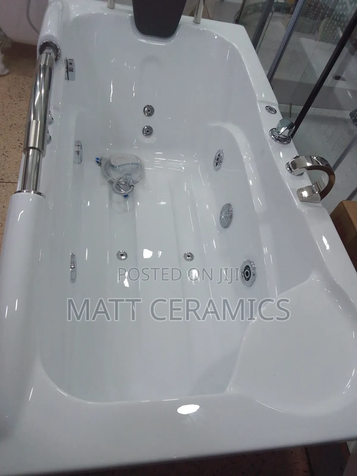 Jacuzzi Bathtub