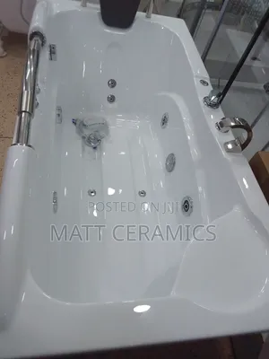 Jacuzzi Bathtub