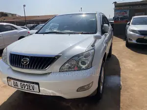 Toyota Harrier 2018 White