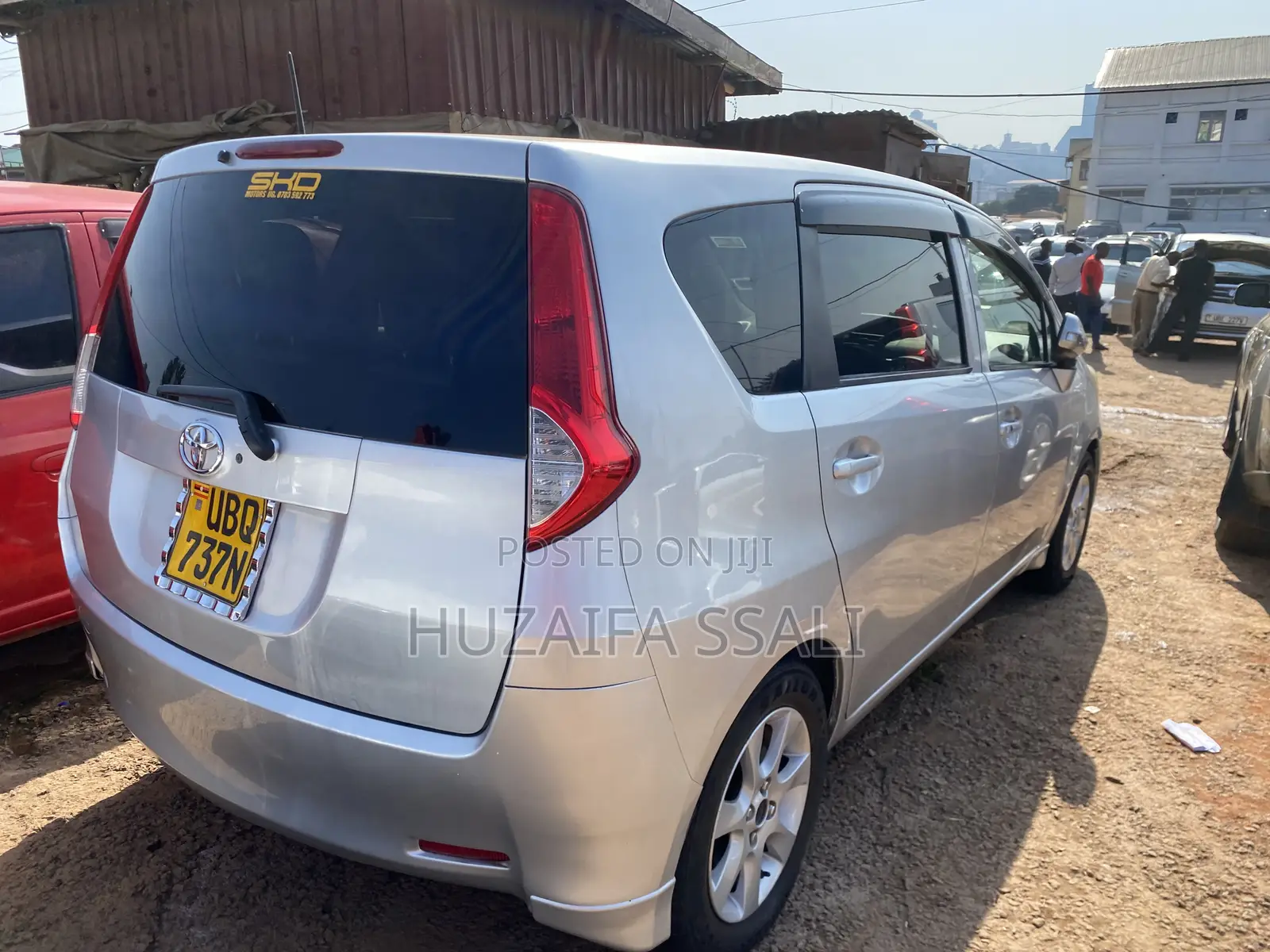 Toyota Ractis 2017 Silver