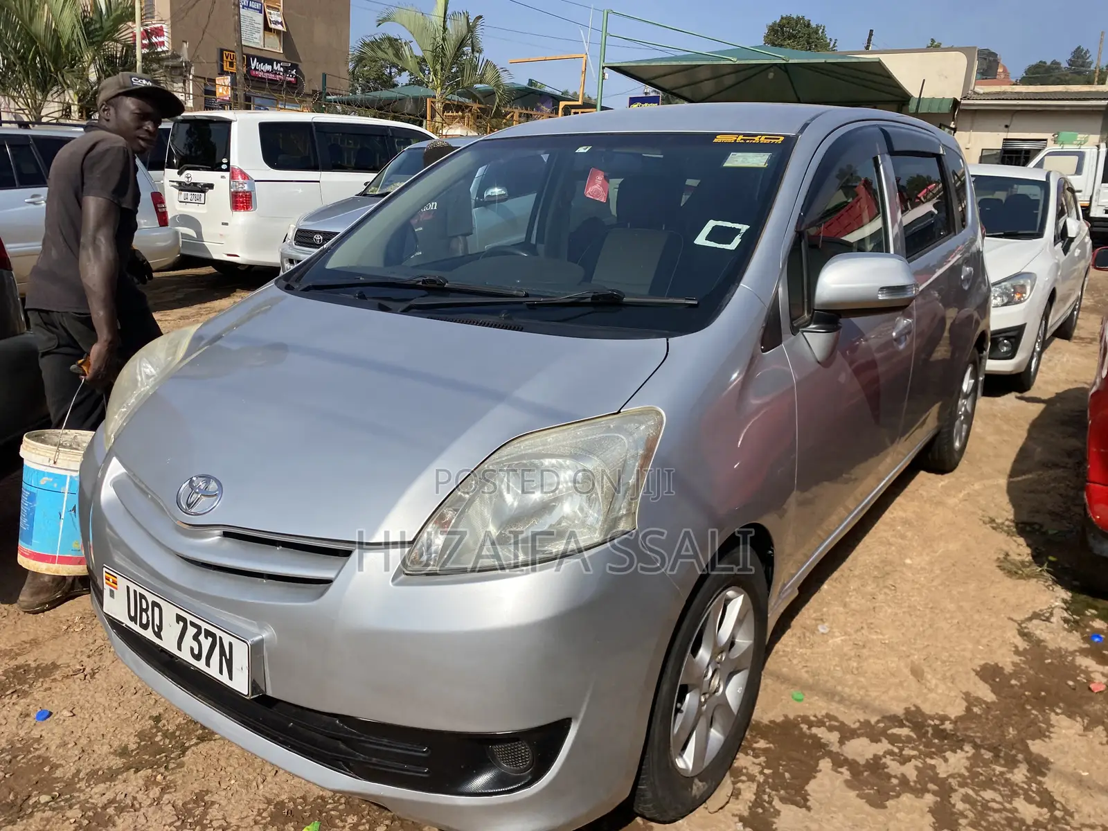 Toyota Ractis 2017 Silver