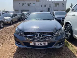 Mercedes-Benz C200 2009 Blue