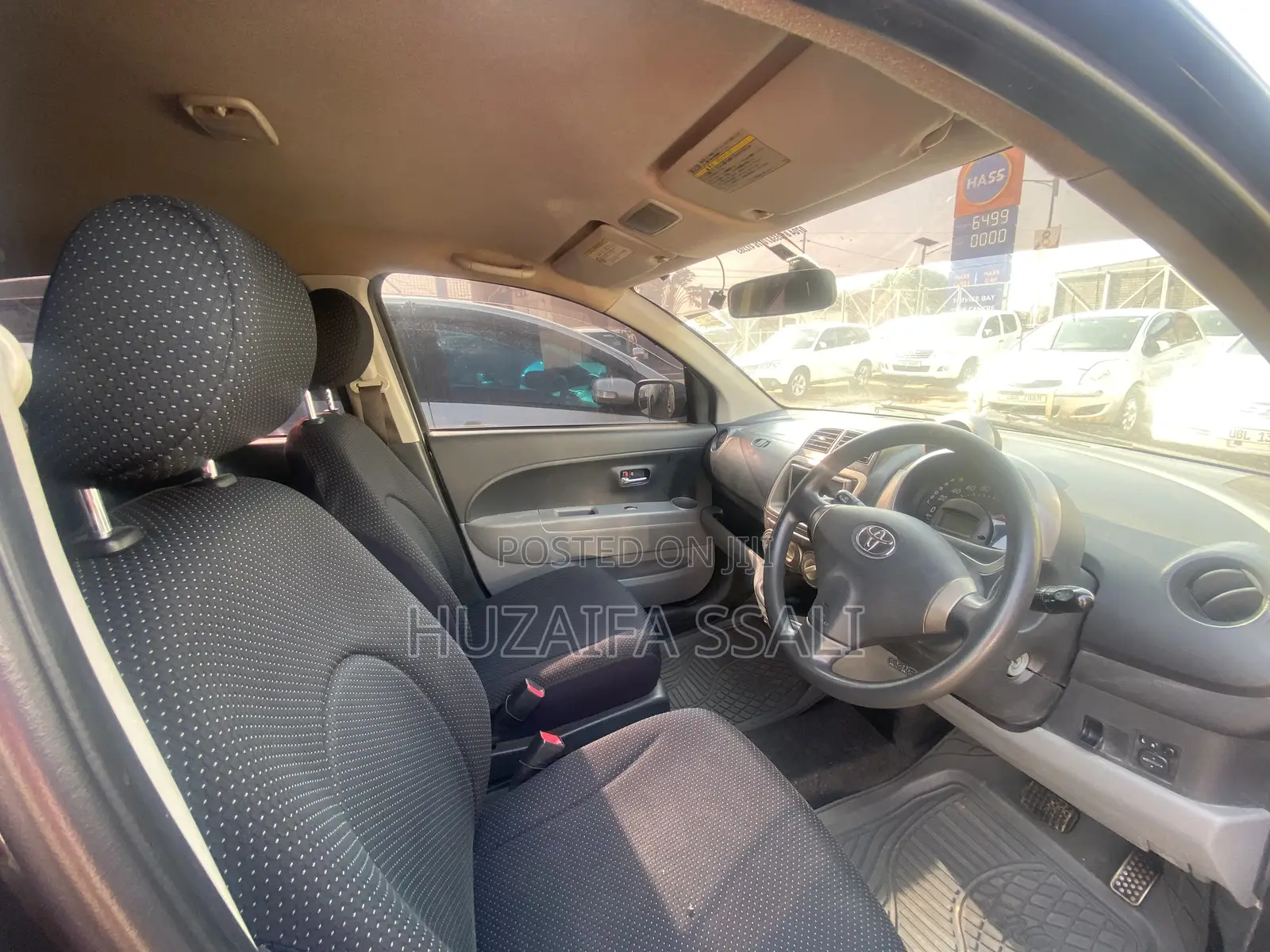 Toyota Passo 2011 Black