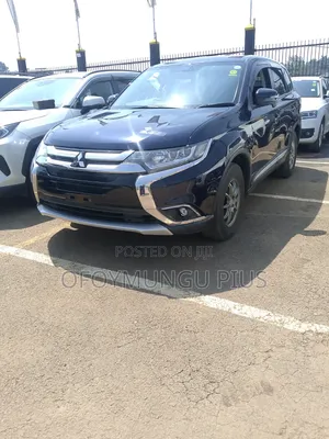 Mitsubishi Outlander 2017 Blue