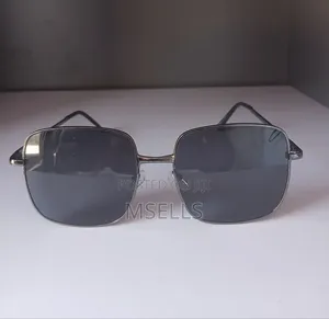 Square Metallic Frame Sunglasses