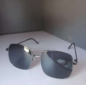 Square Metallic Frame Sunglasses