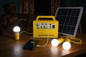 20W Portable Solar Lighting Kit – 3 Bulbs