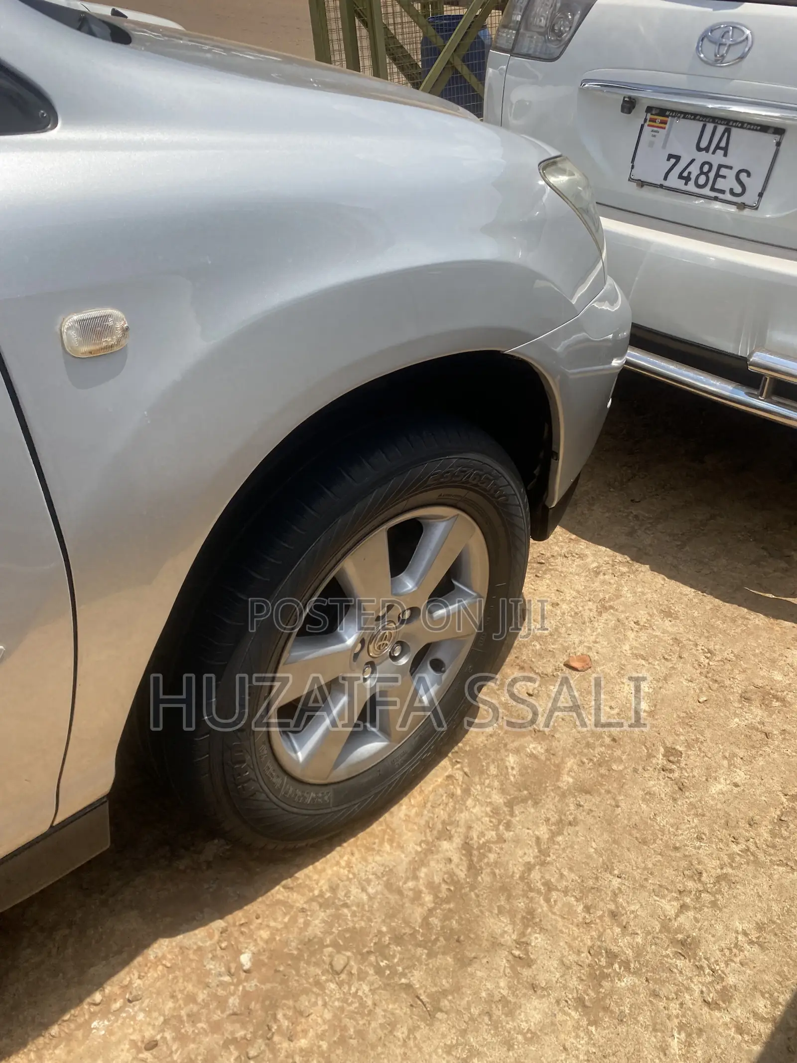 Toyota Noah 2010 White
