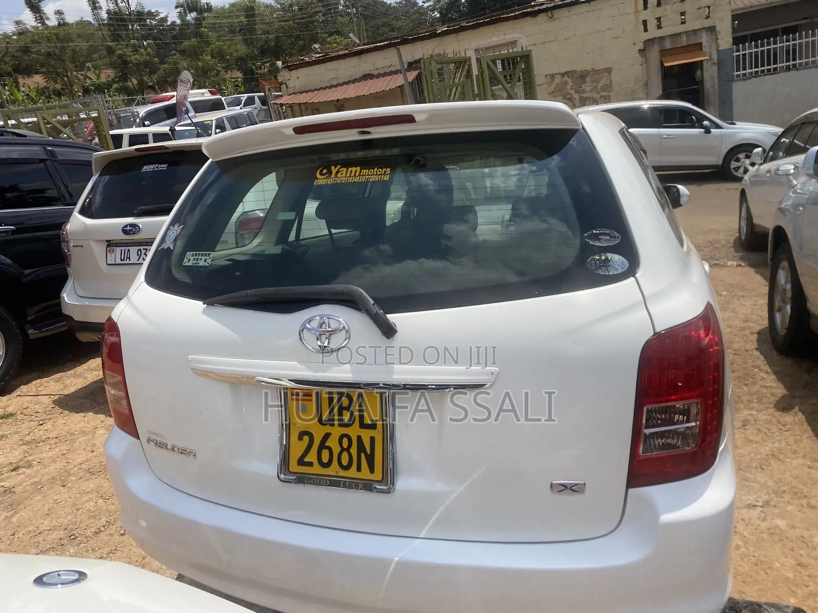 Toyota Noah 2010 White
