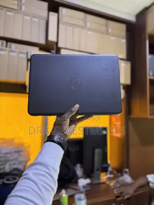 New Laptop Dell Latitude 3310 4GB Intel Core i5 SSD 128GB