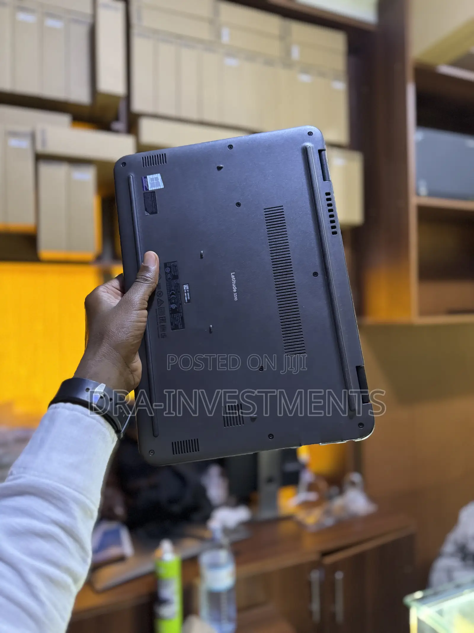 Laptop Dell Latitude 3310 4GB Intel Core i3 HDD 500GB