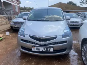 Toyota Ractis 2012 White