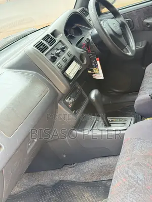 Toyota RAV4 Automatic 2000 Black