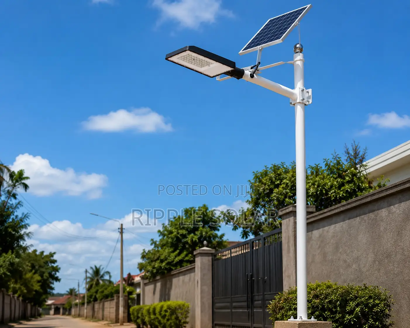 200W Solar Street Light With Panel Outdoor Security Kampala