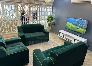 2,2,1 l.sofa in Green