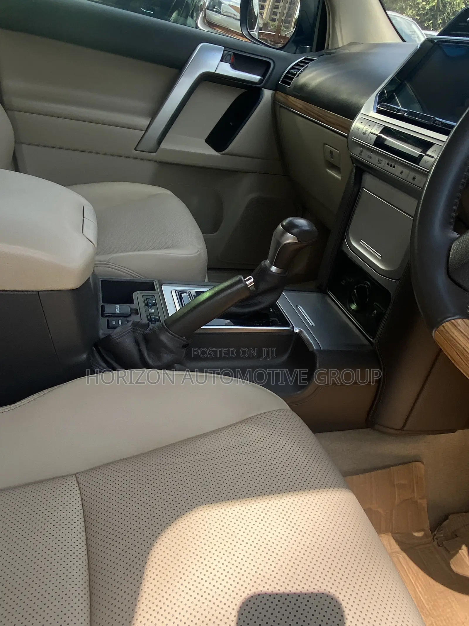 Toyota Land Cruiser Prado 2.8 2018 White