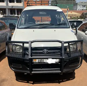 Toyota Noah 2.0 AWD (8 Seater) 2001 White