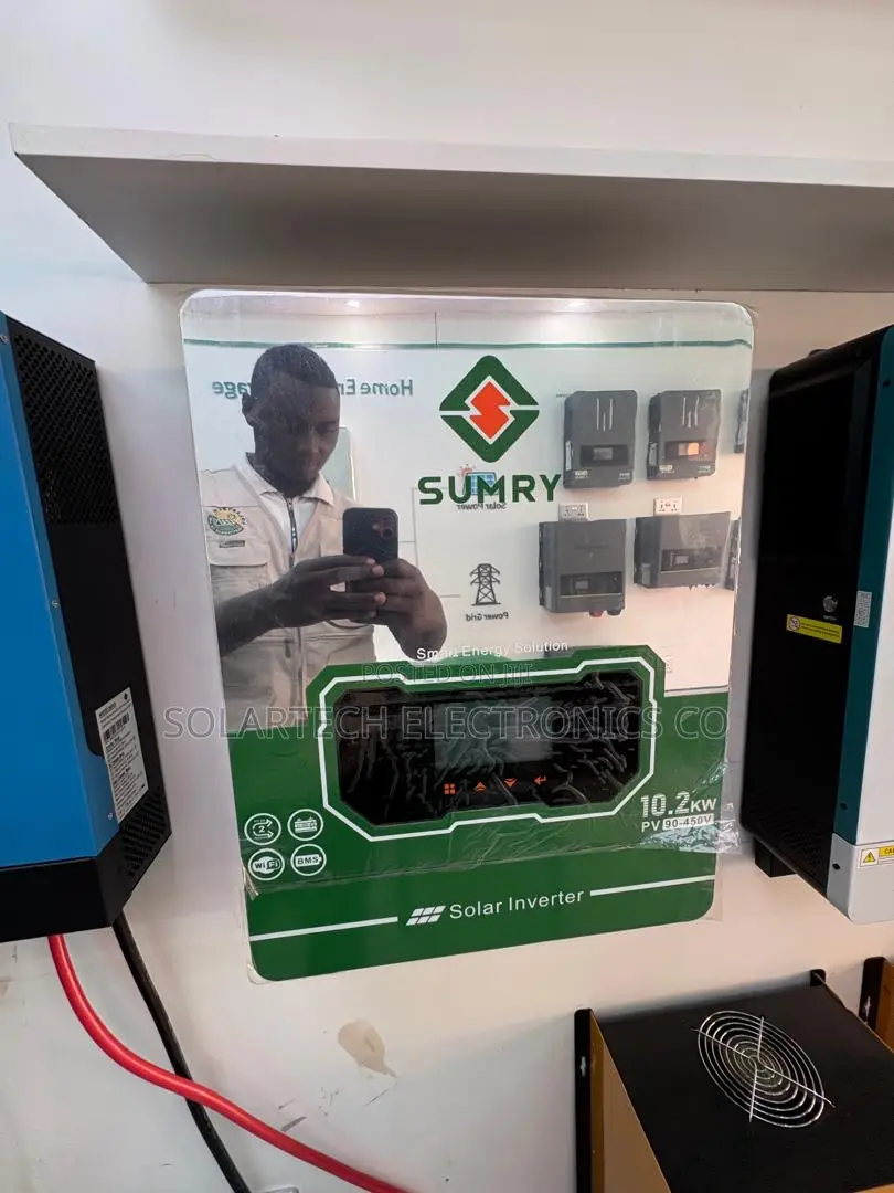 4. 2KW Sumry Hybrid Inverter 500V PV Input 98% Efficiency