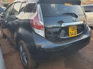 Toyota Aqua 2012 Black