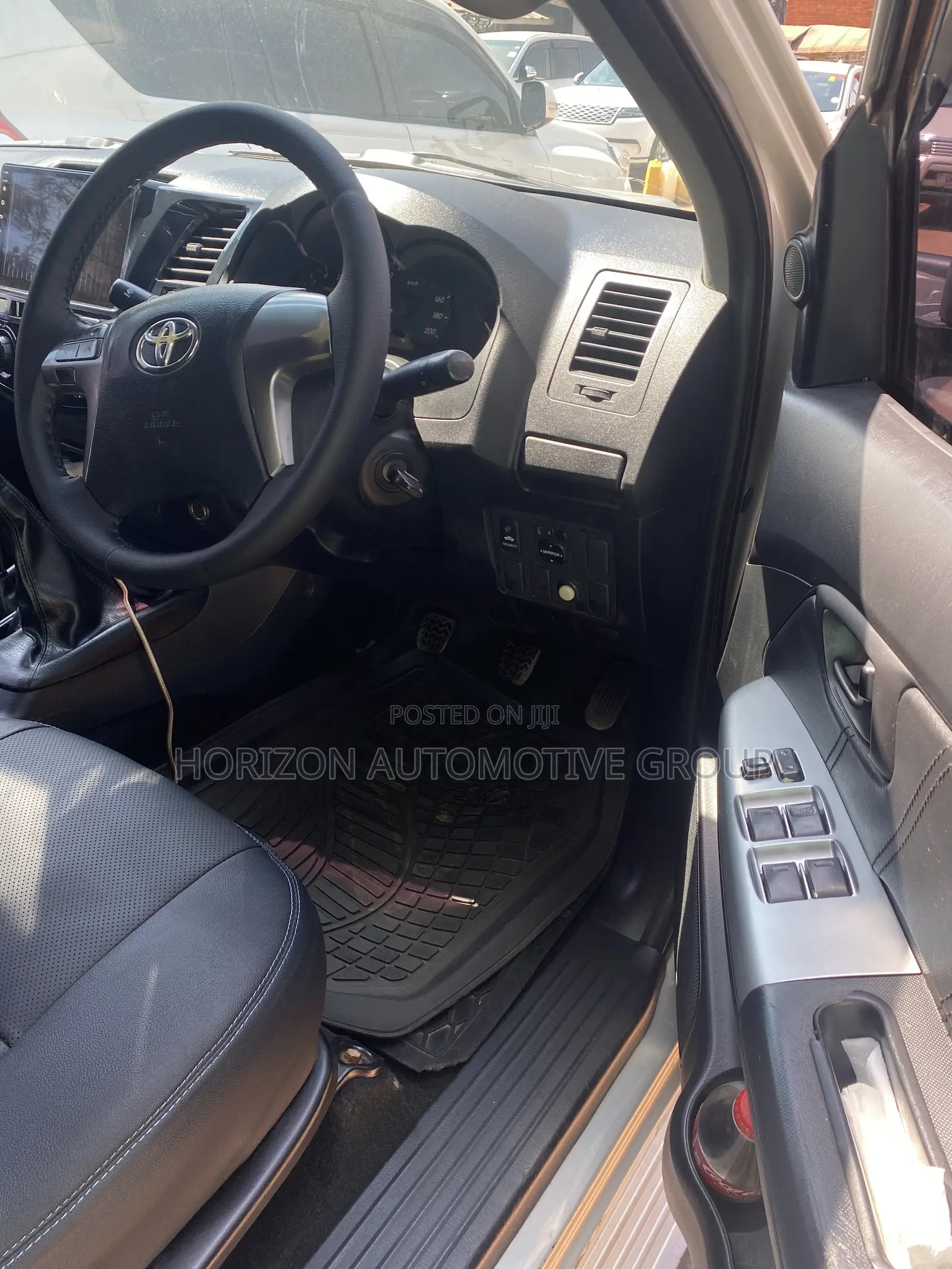 Toyota Hilux 2.5 D-4D SRX 2012 Silver