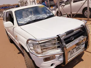 Toyota Hilux Surf 2004 White