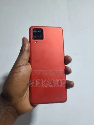 Samsung Galaxy A12 64 GB Red