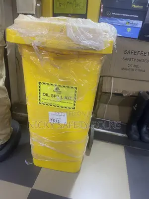 Oil Absorbent Spill Kit