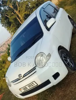 Toyota Sienta 2008 White