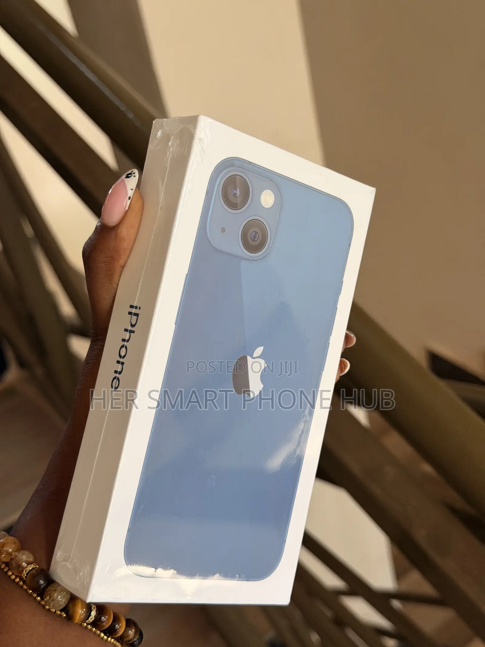 New Apple iPhone 13 256 GB Blue