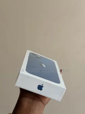 New Apple iPhone 13 256 GB Blue