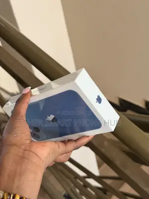 New Apple iPhone 13 256 GB Blue
